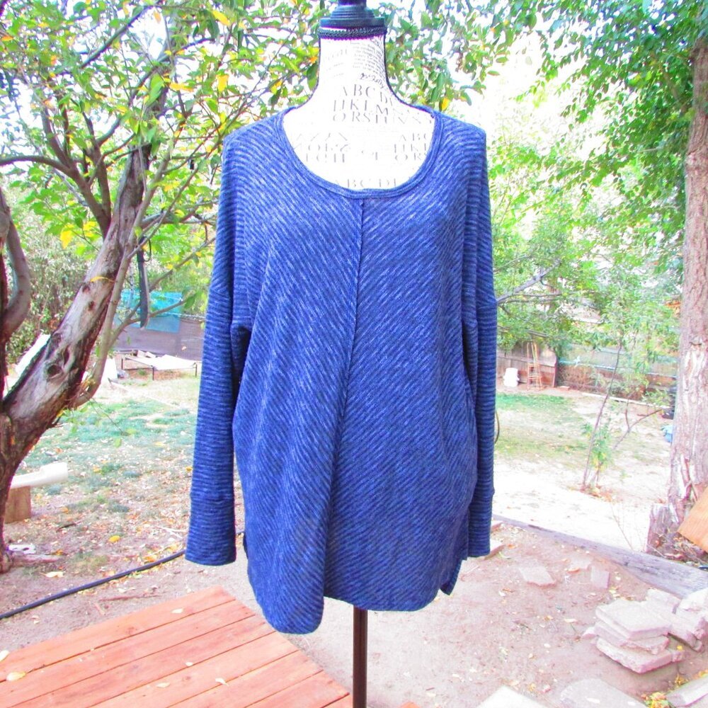 Blu Pepper Blueish Gray Oversized Knit Top